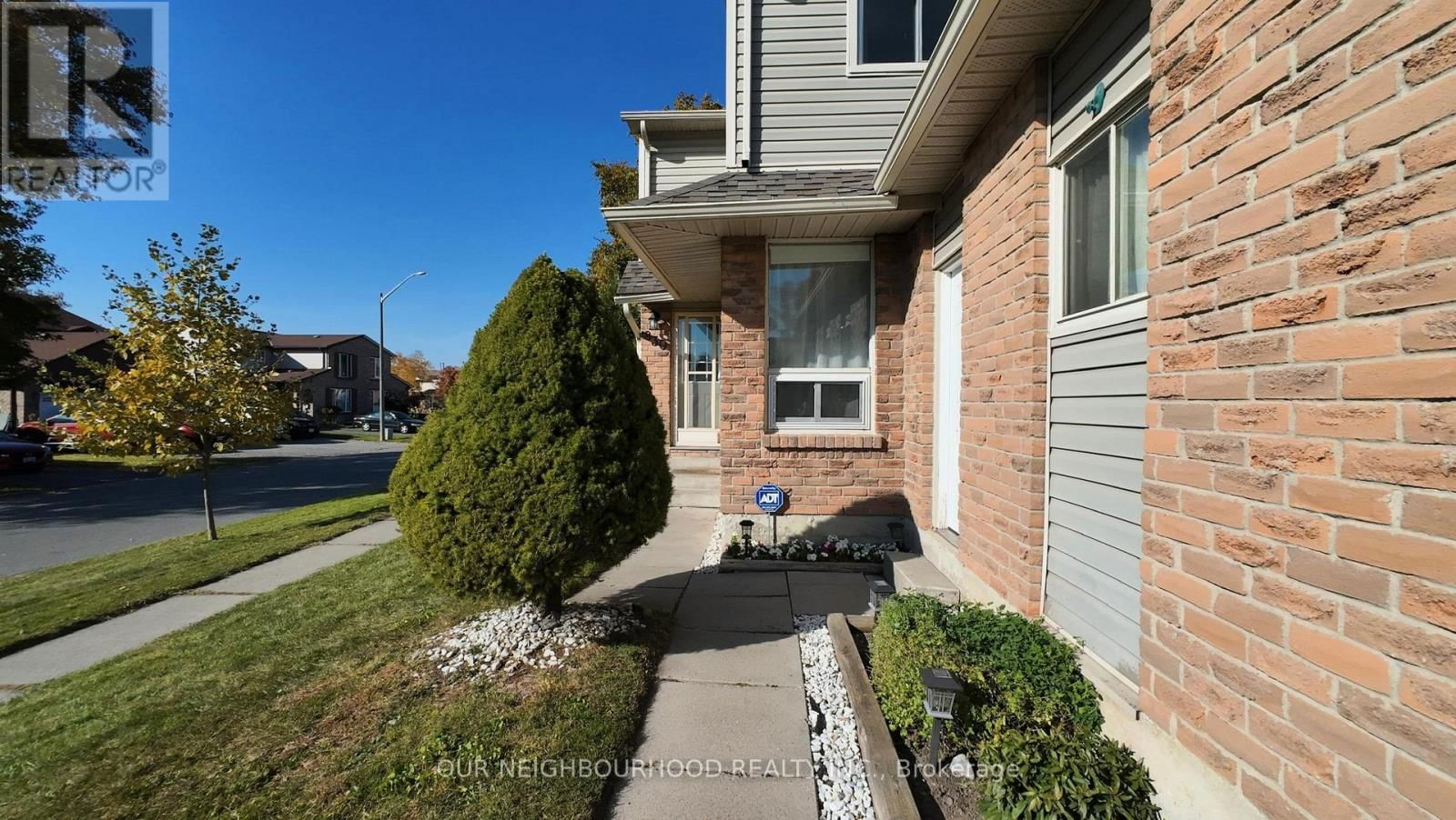 830 CAVAN COURT Image 3