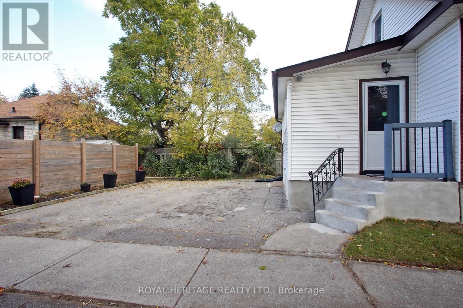 294 BURK STREET Image 30