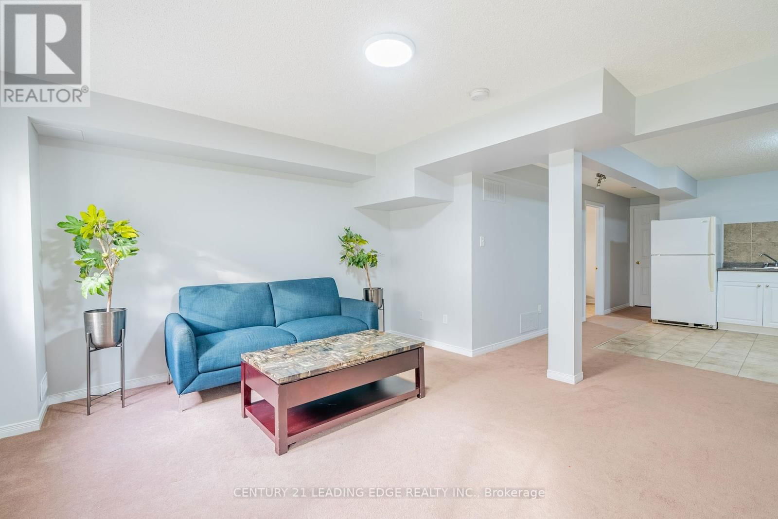 13 - 1070 GLENBOURNE DRIVE Image 31