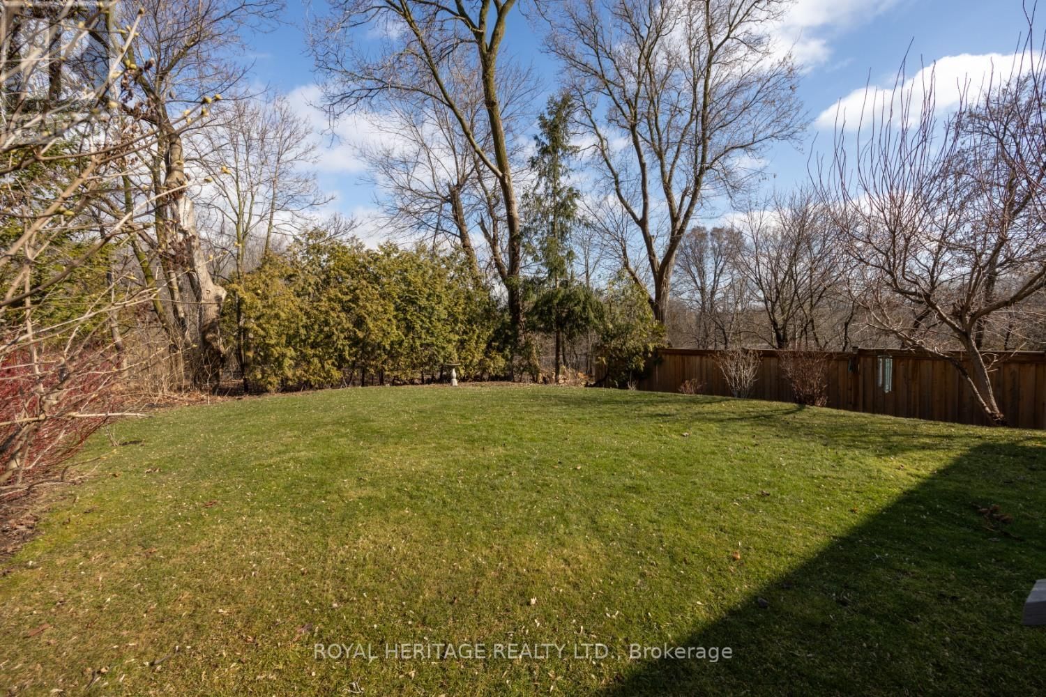 360 SHEPPARD AVENUE Image 38