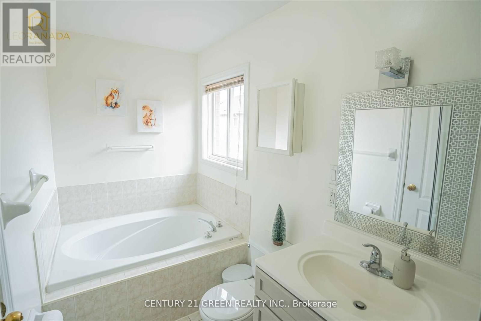 18 FIDDLEHEAD TERRACE Image 6