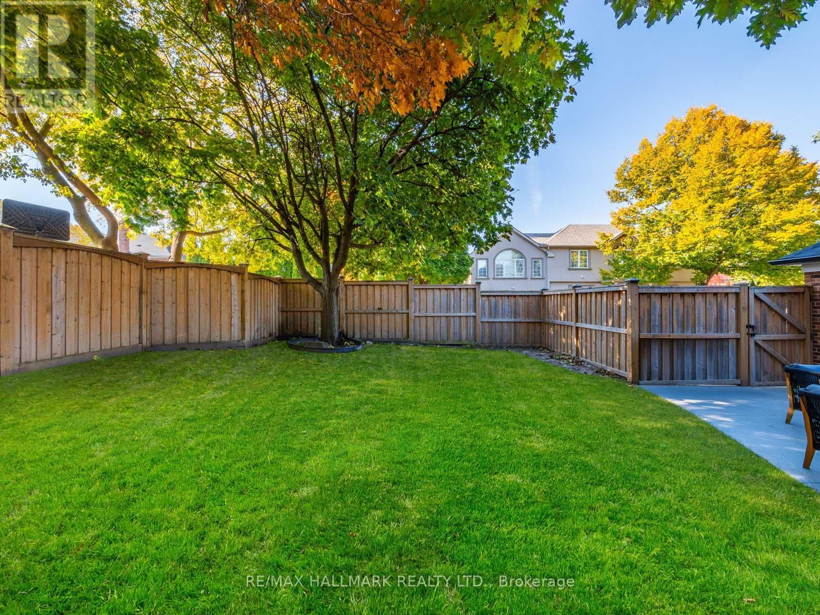 37 BRIAR DALE BOULEVARD Image 34