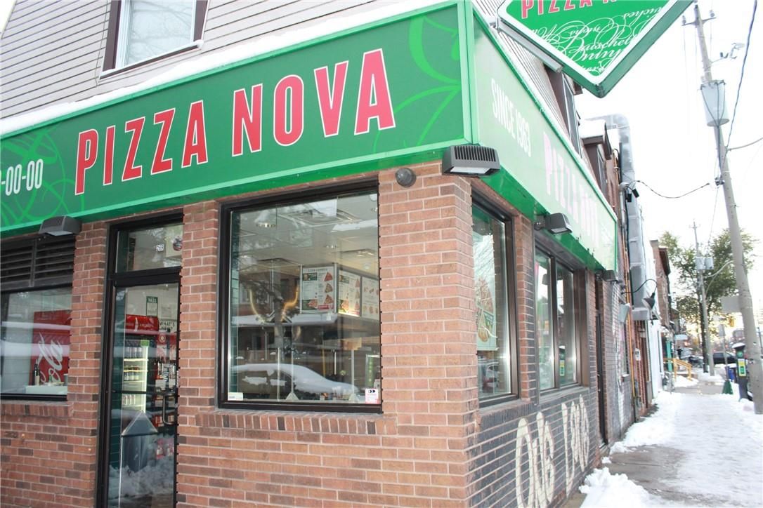 Pizza Restaurant for Sale at 268 LIPPINCOTT Street in Toronto