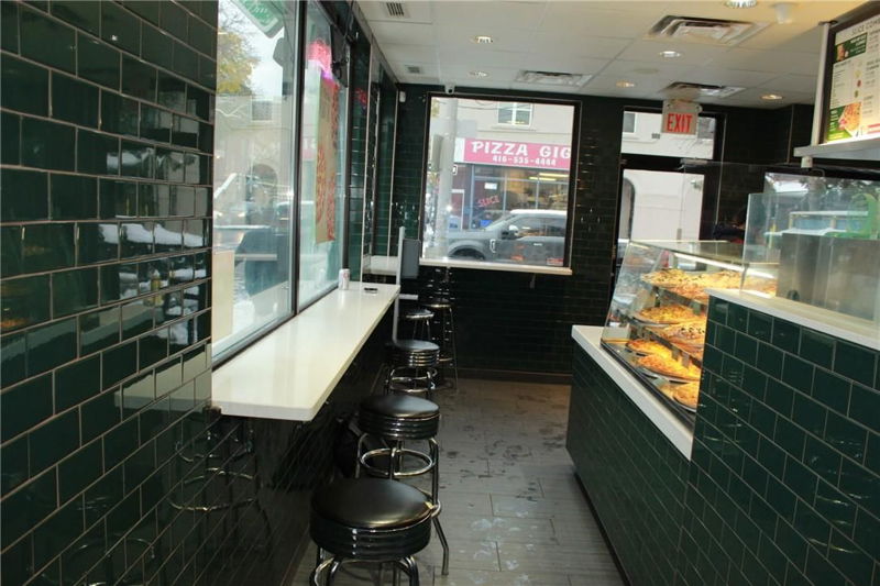 Image #1 of Restaurant for Sale at 268 Lippincott Street, Toronto, Ontario