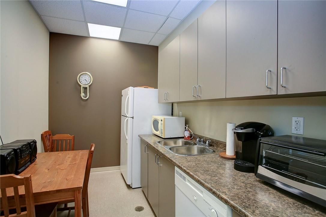 1550 Yorkton Court|Unit #10 Image 15