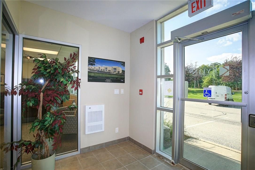1550 Yorkton Court|Unit #10 Image 9
