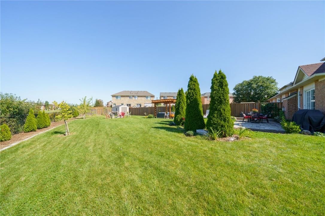 876 McKay Crescent Image 23