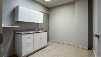 Commercial for Rent in Ontario