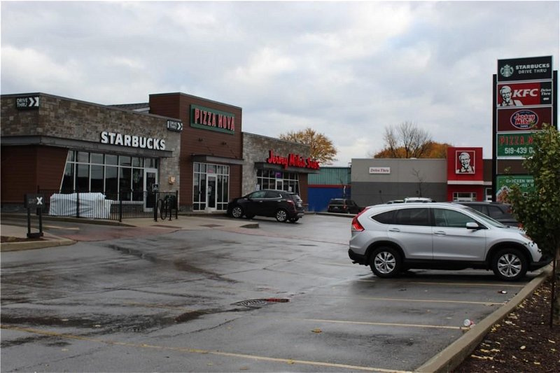 Image #1 of Restaurant for Sale at 850 Wellington Road, London, Ontario