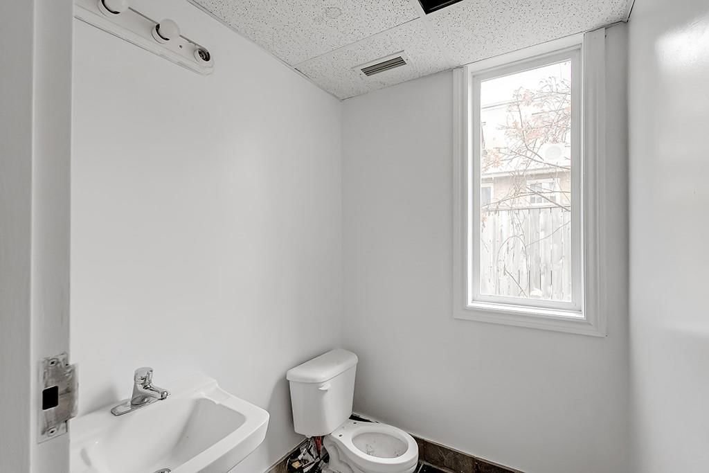 344 GUELPH Line Image 9