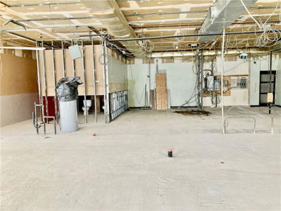 Commercial for Rent in Ontario