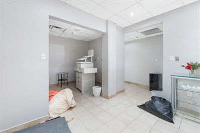 Commercial for Rent in Ontario