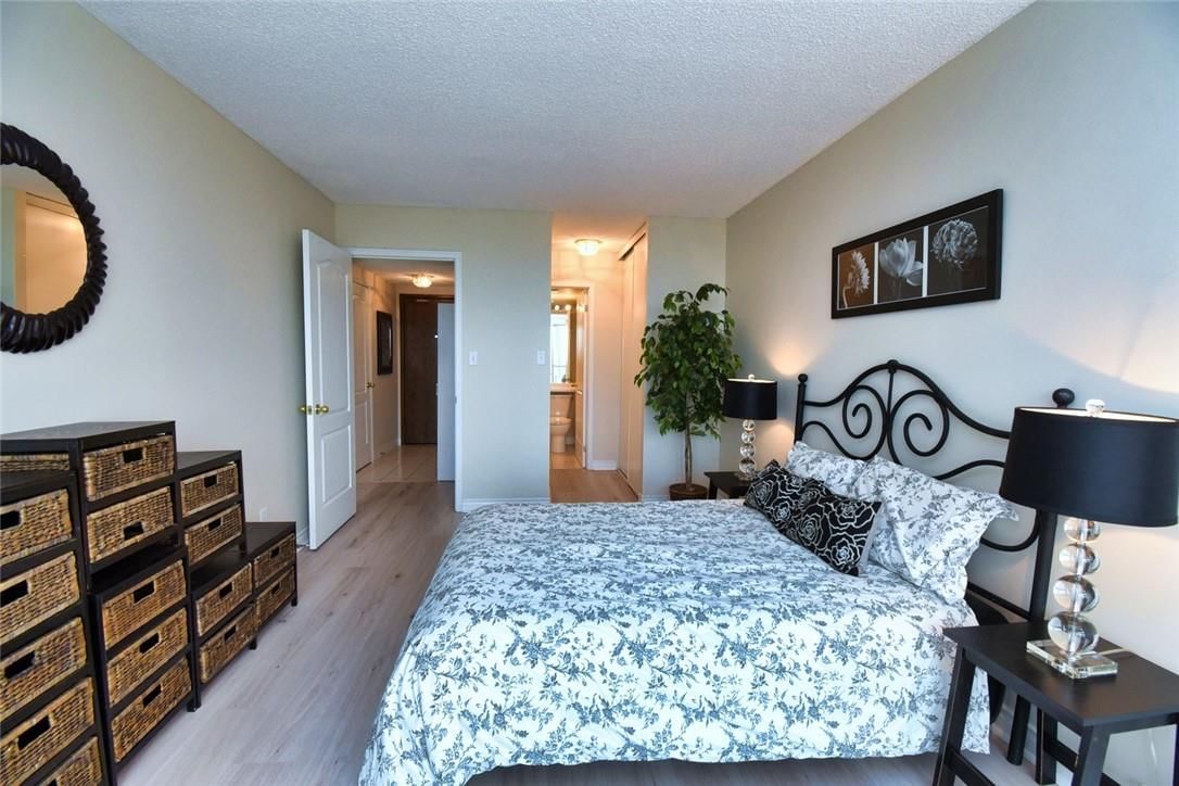 1276 MAPLE CROSSING Boulevard|Unit #1508 Image 26