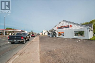 Image #1 of Commercial for Sale at 585 Mountain Rd, Moncton, New Brunswick