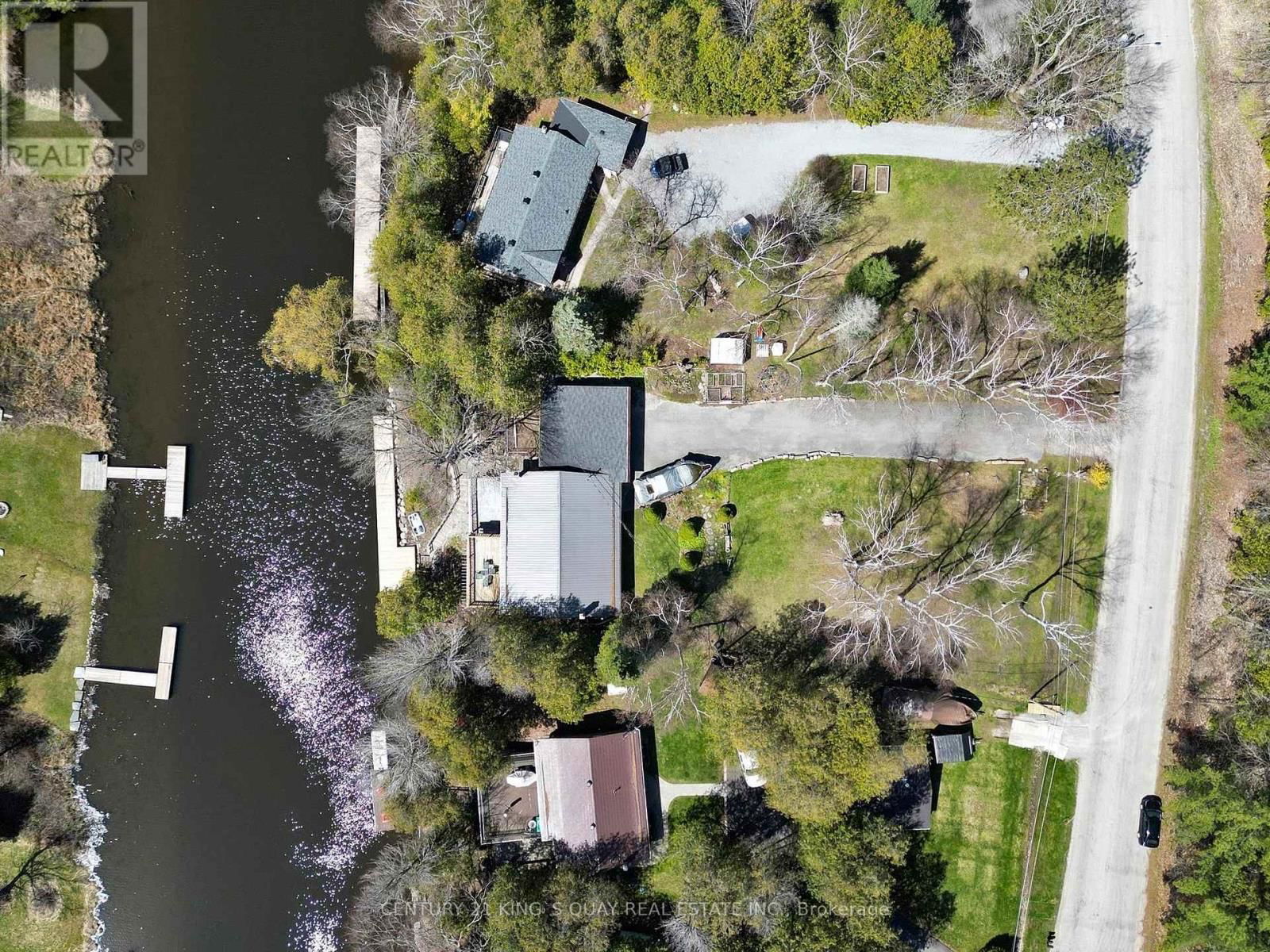 108 RIVERBANK DRIVE Image 39