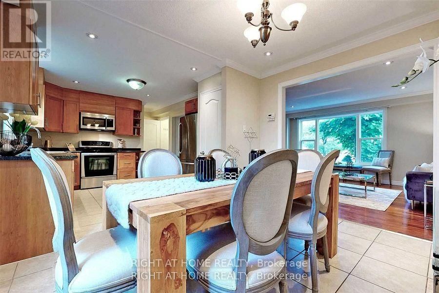 1011 JACARANDAH DRIVE Image 6