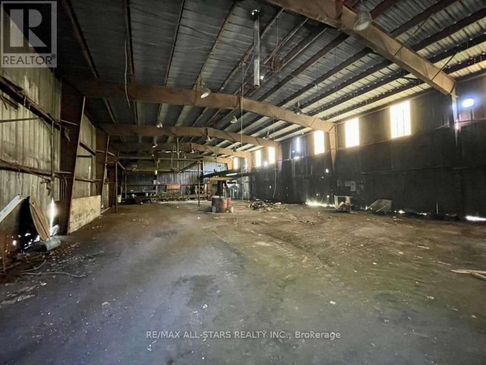 175 LAIDLAW STREET NORTH Image 9
