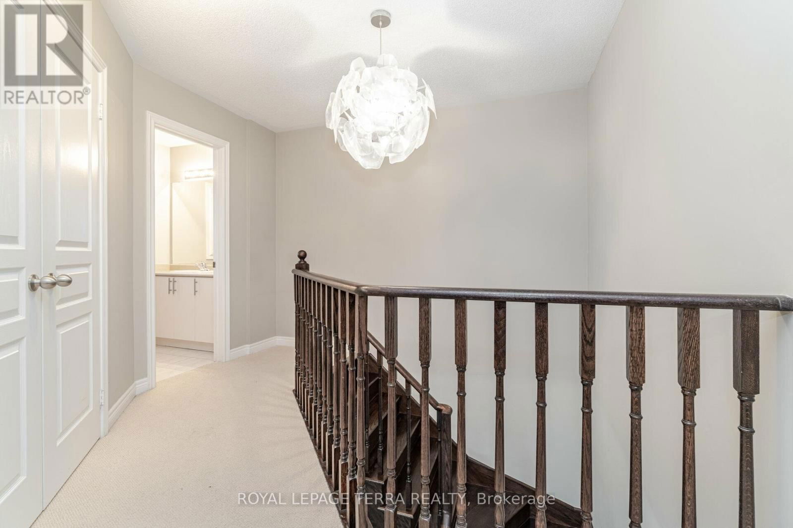 14 GOLDEN FERN STREET Image 13