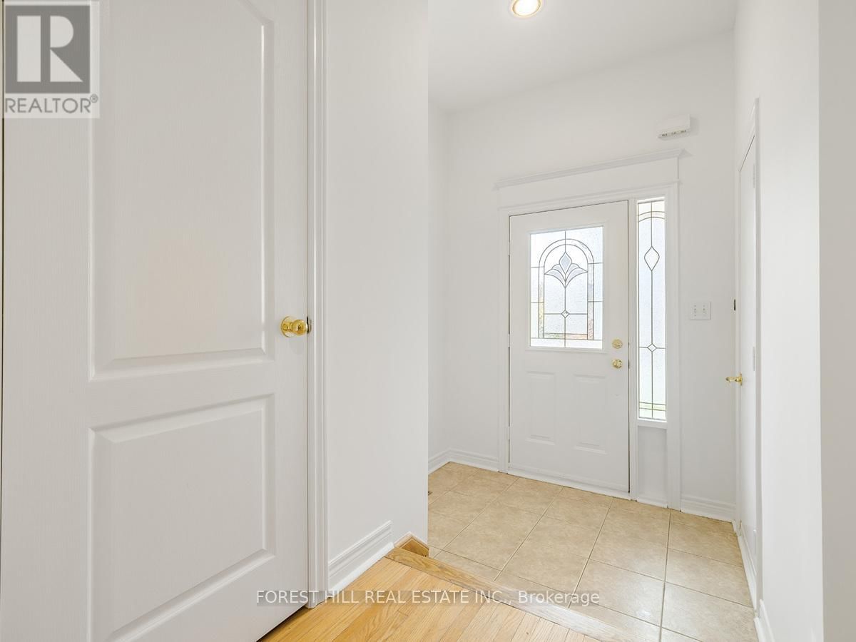 39 - 255 SHAFTSBURY AVENUE Image 3