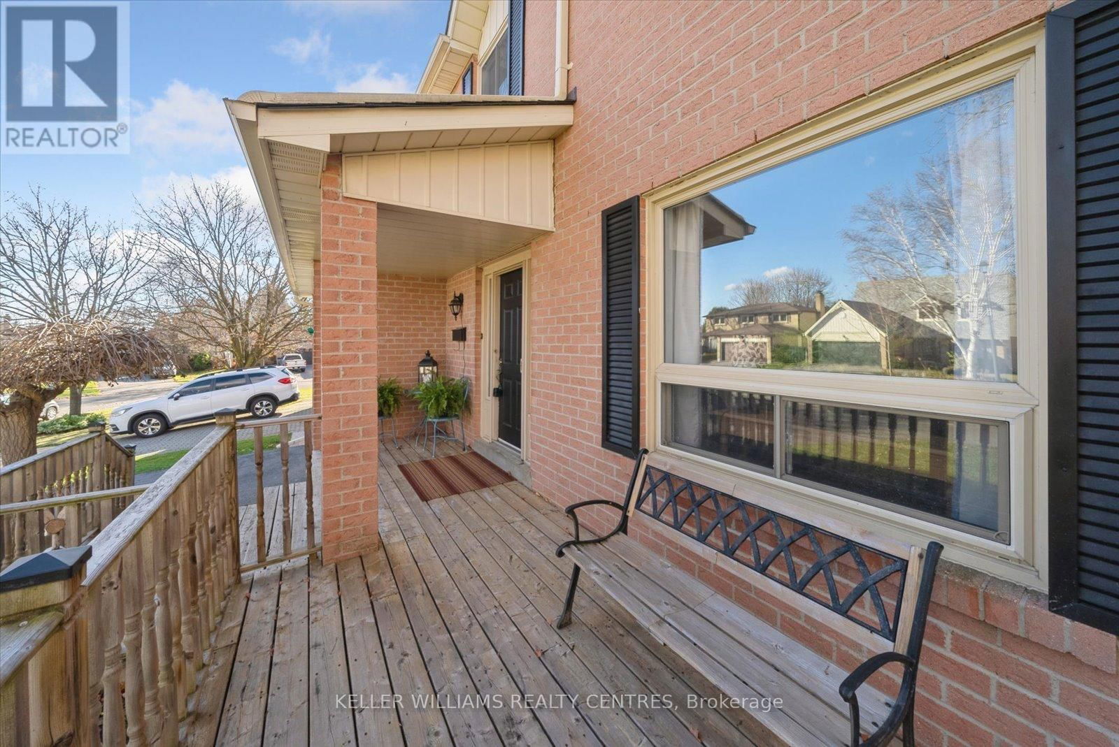 370 ERIN TRAIL Image 34