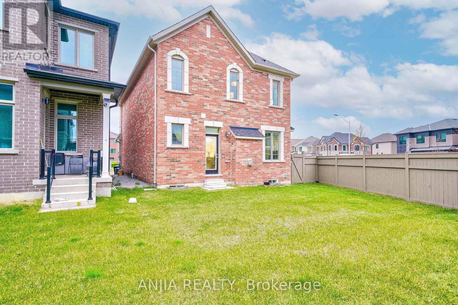 262 BEAVERBRAE DRIVE Image 39