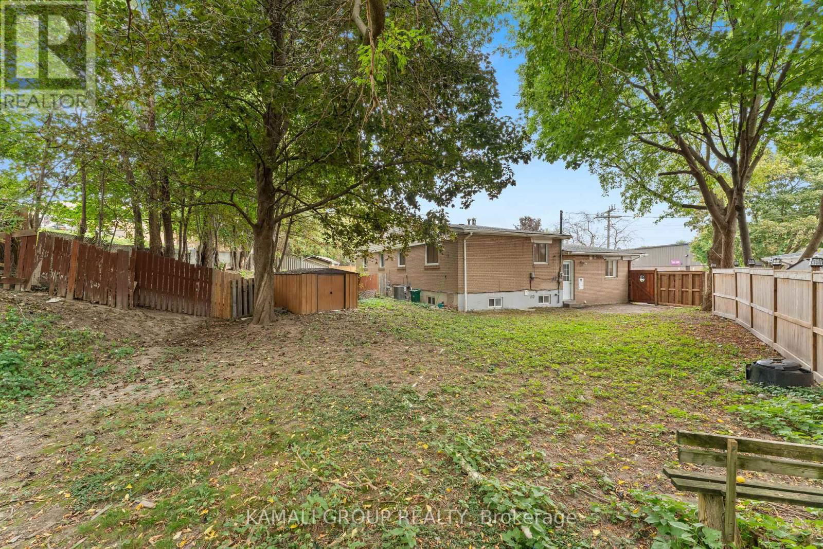 122 LONGFORD DRIVE Image 34