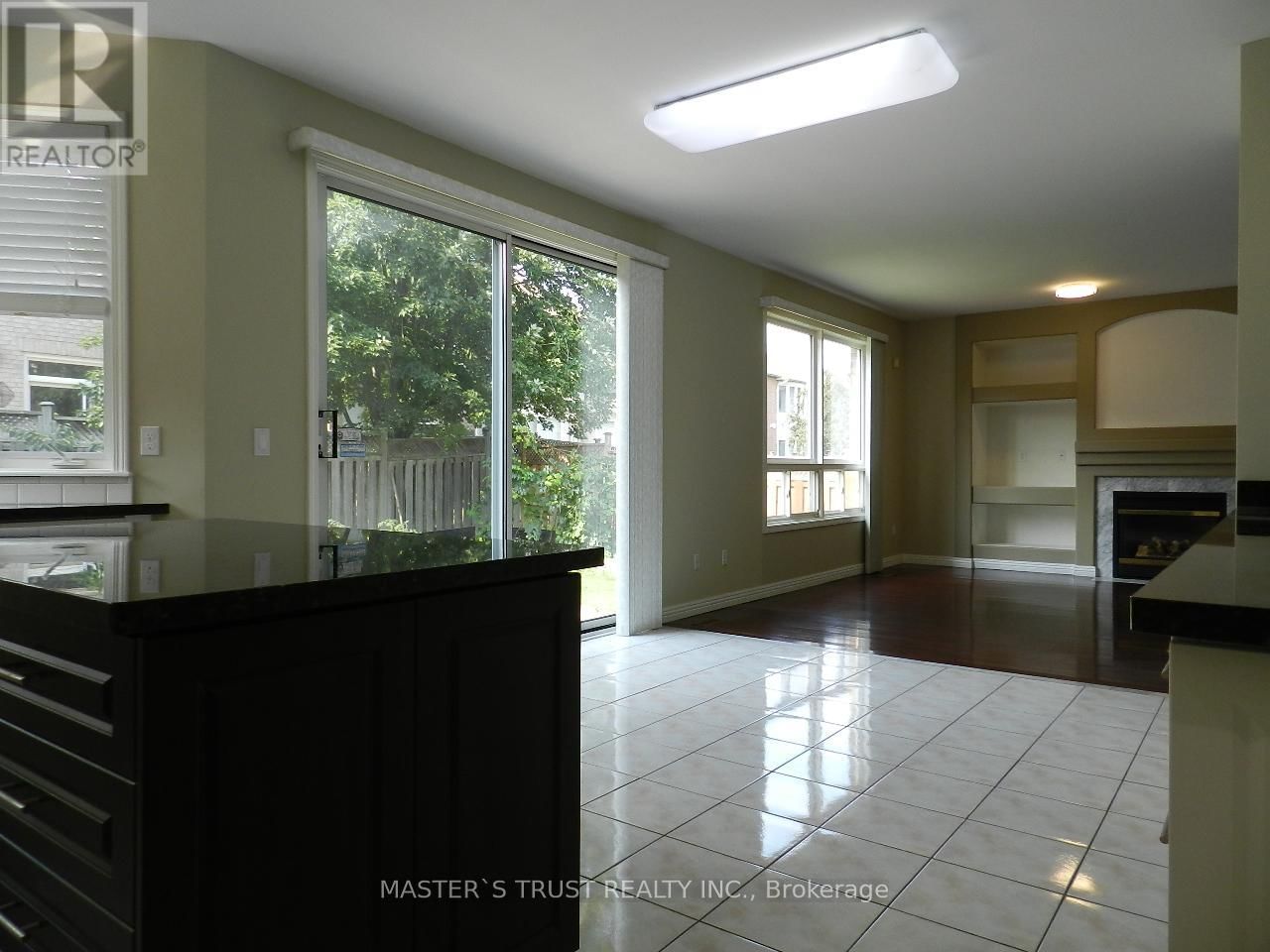 92 MAJESTIC DRIVE Image 6