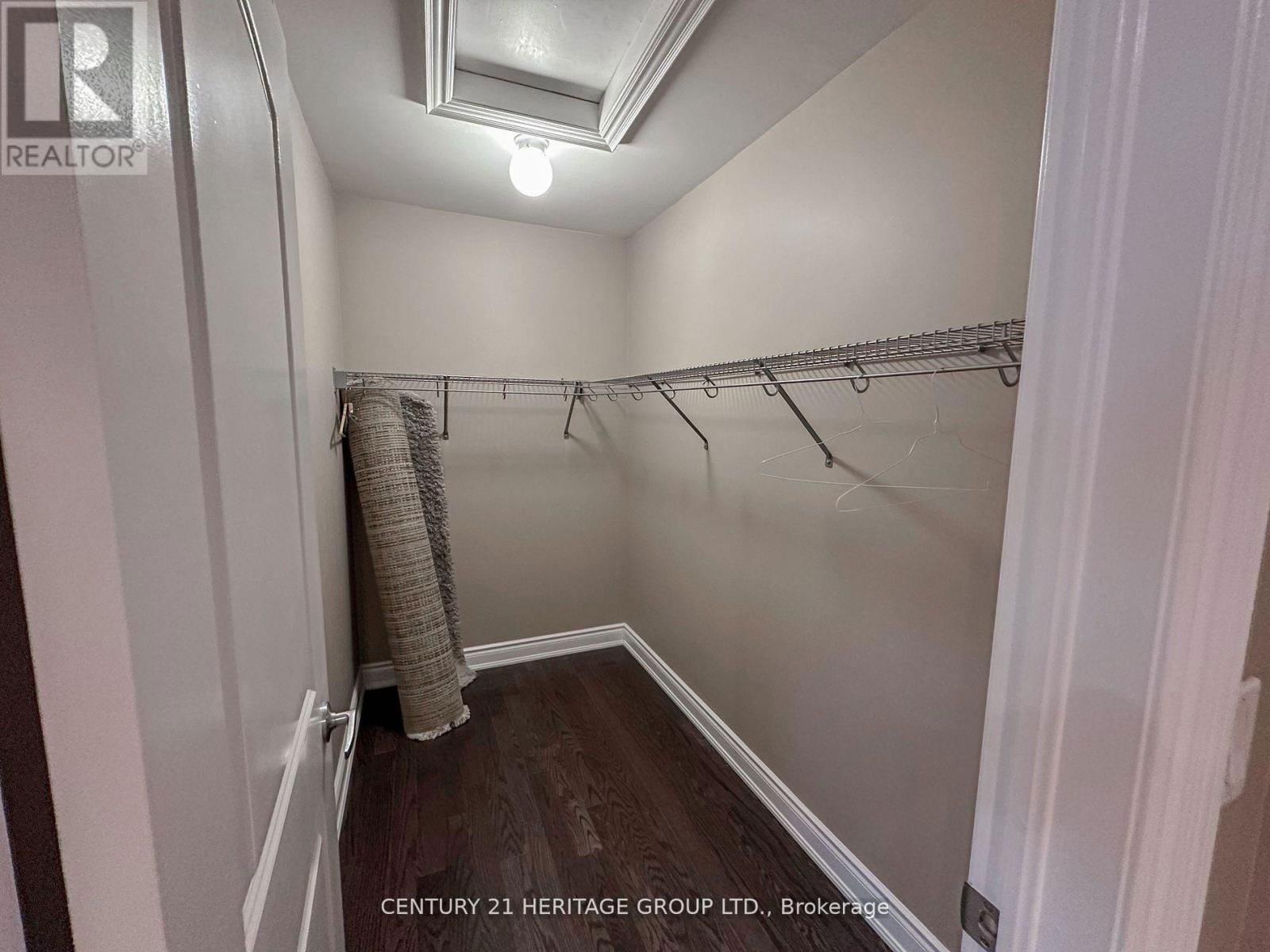 13 SISINA AVENUE Image 14