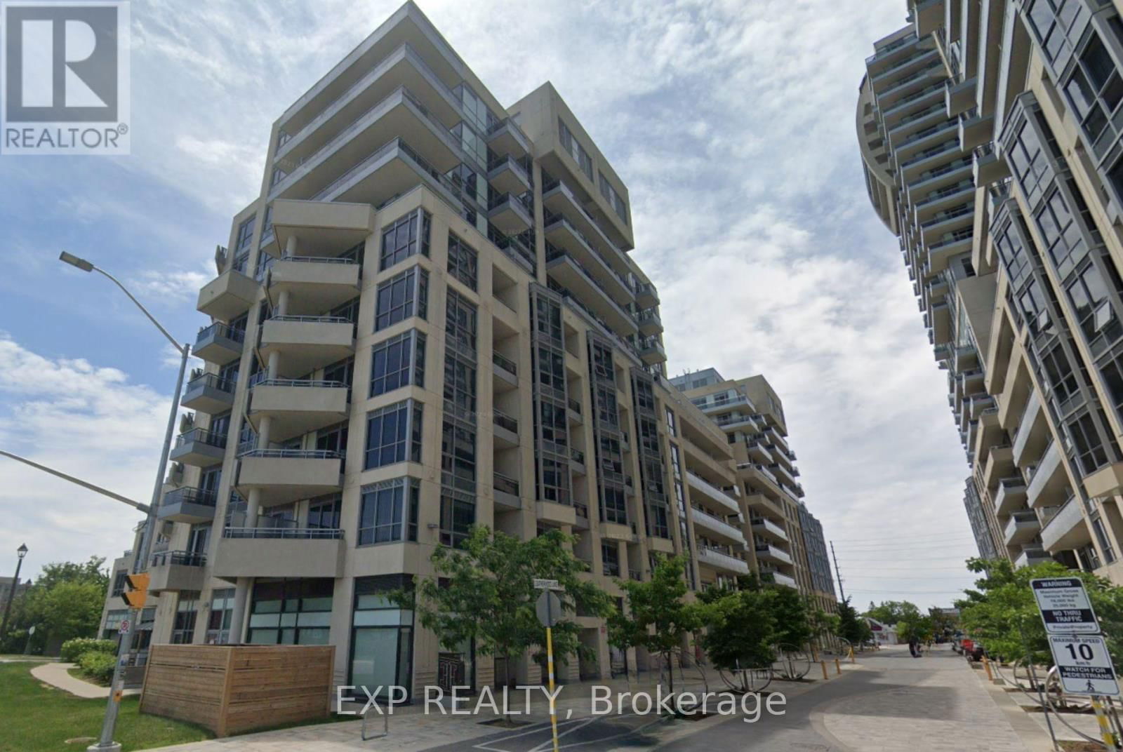 207 - 9199 YONGE STREET Image 1