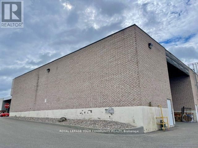 24 - 2800 14TH AVENUE Image 6