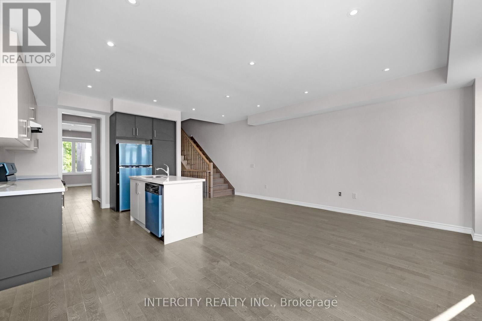 83 PUISAYA DRIVE Image 12