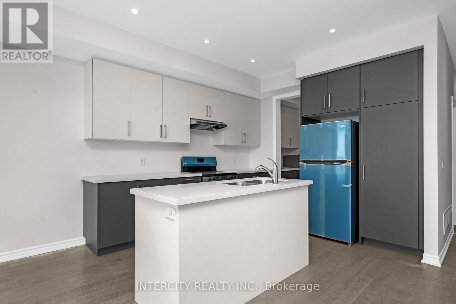 83 PUISAYA DRIVE Image 14