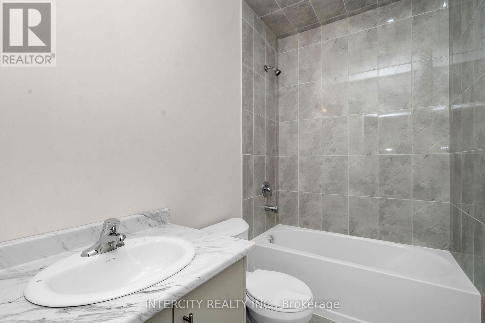 83 PUISAYA DRIVE Image 29