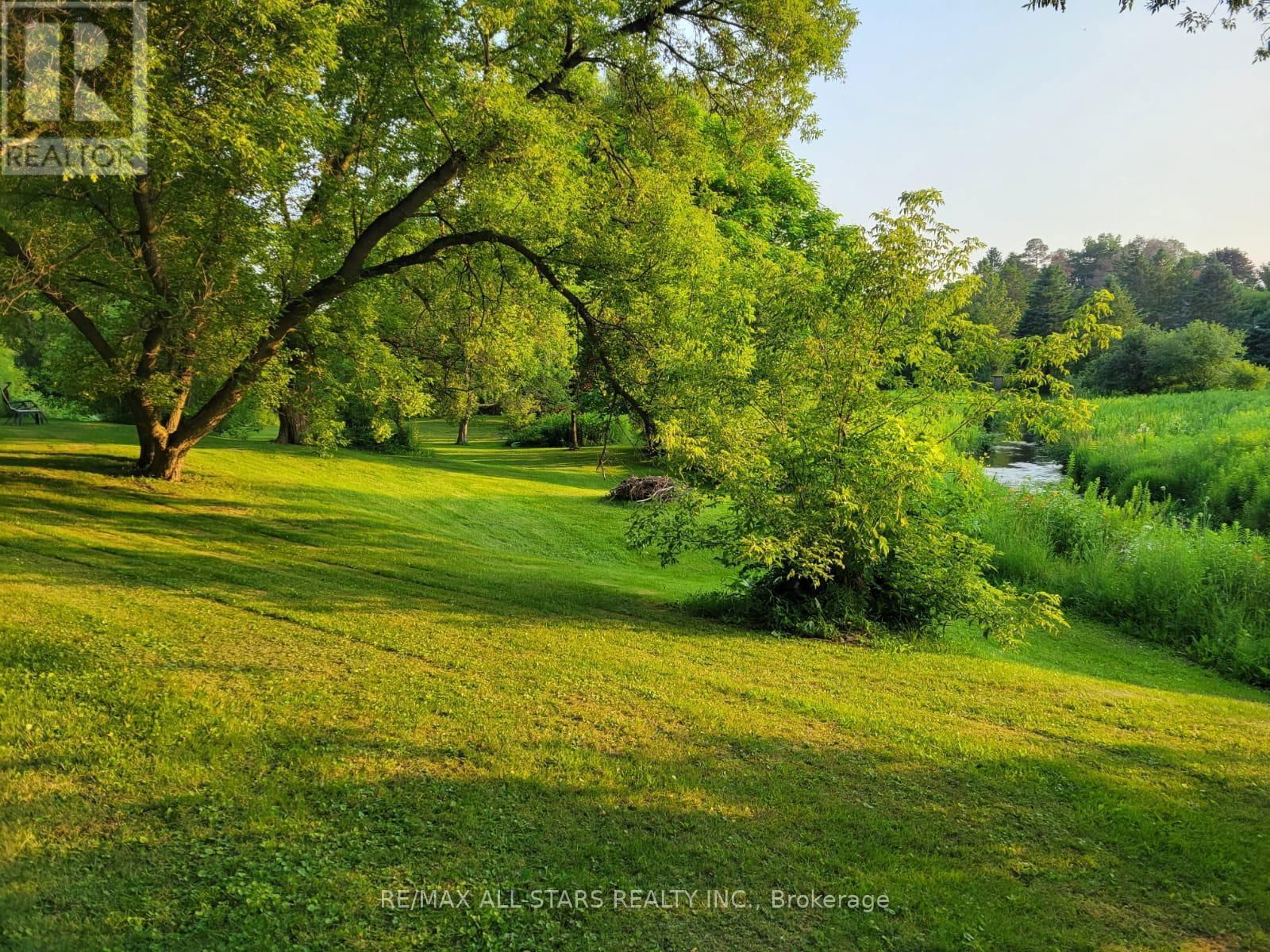 17 SANDY HOOK ROAD Image 36