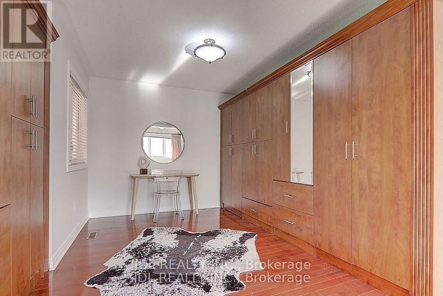 37 ARMANDO DRIVE Image 26