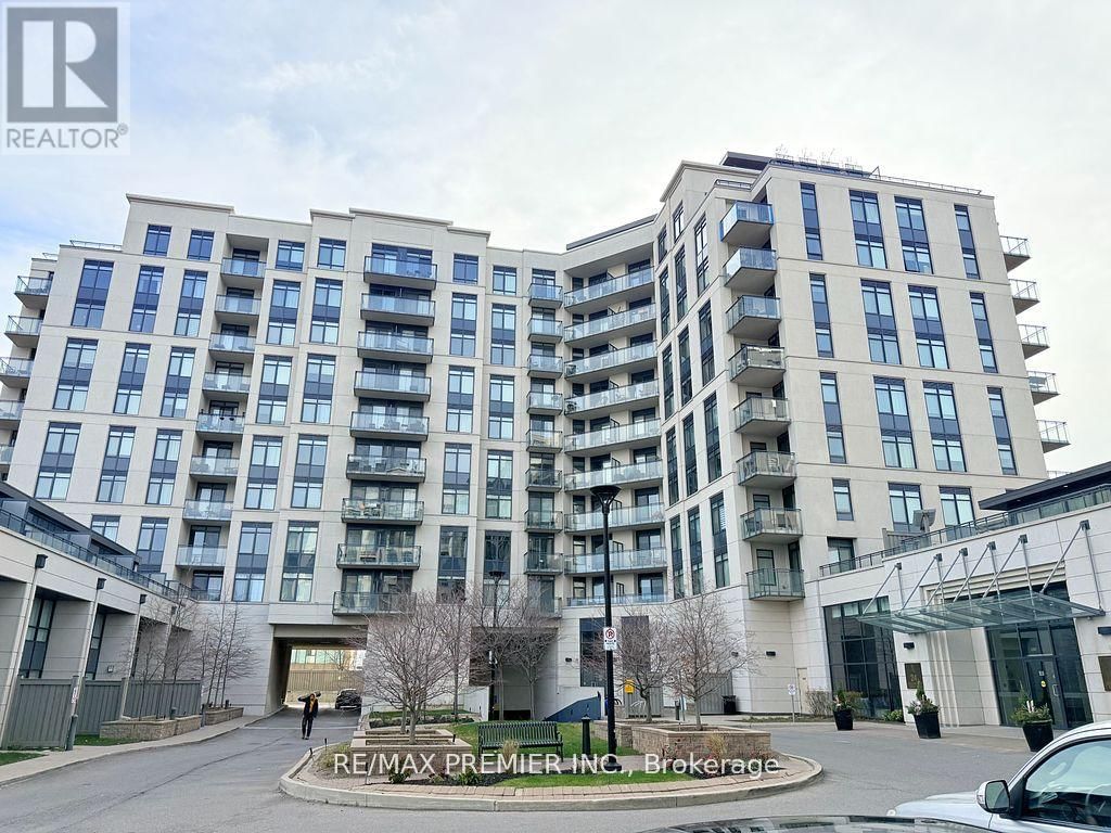 811 - 24 WOODSTREAM BOULEVARD Image 1