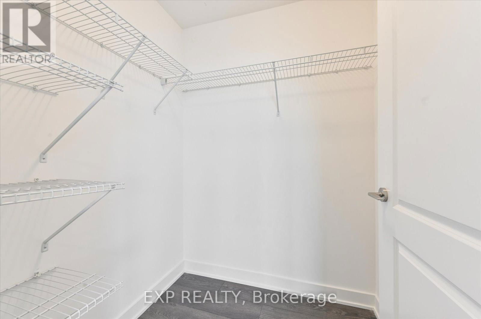 1006 - 120 EAGLE ROCK WAY Image 27