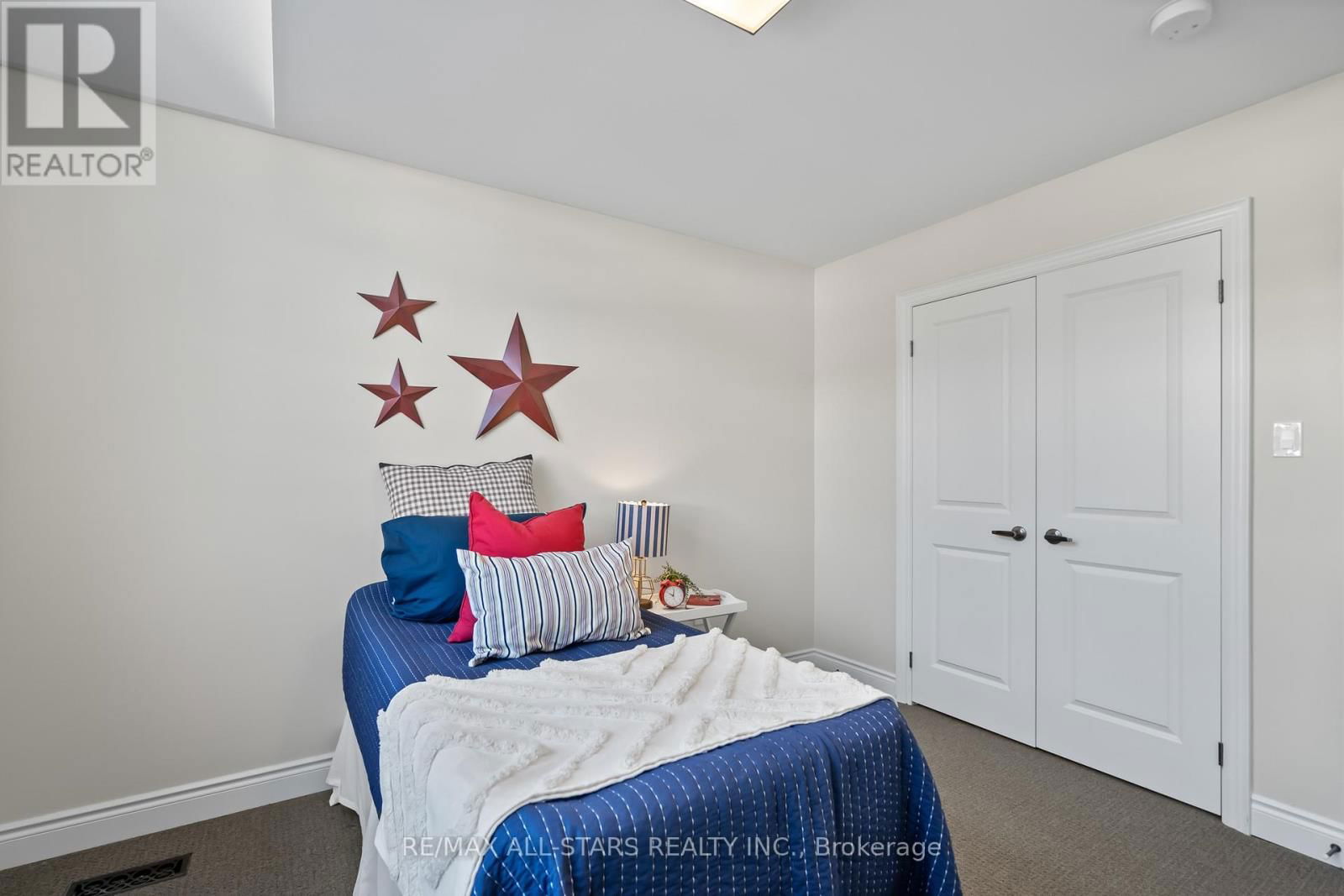 7 OS JAMES HUNT COURT Image 31