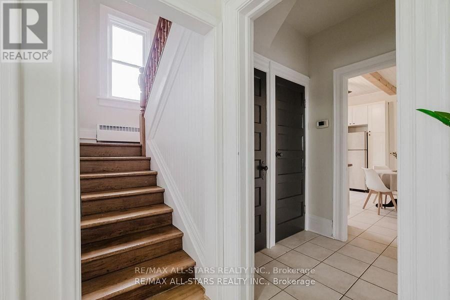 249 MAIN STREET NORTH Image 16