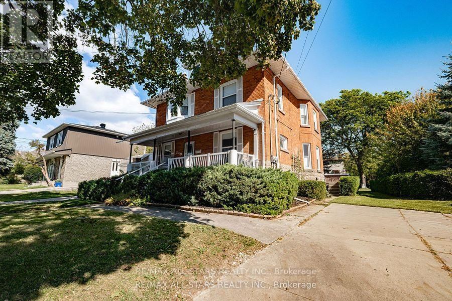 249 MAIN STREET NORTH Image 2