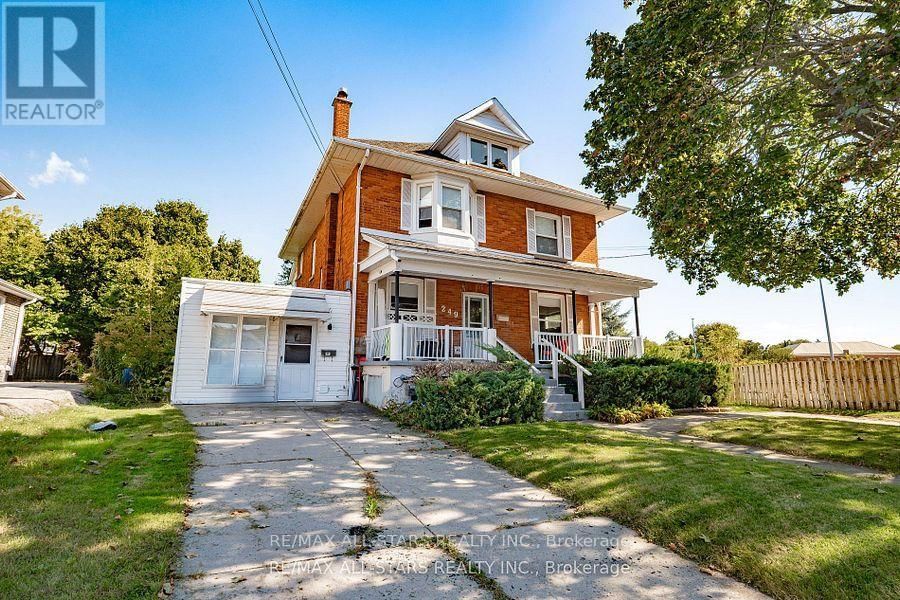 249 MAIN STREET NORTH Image 3