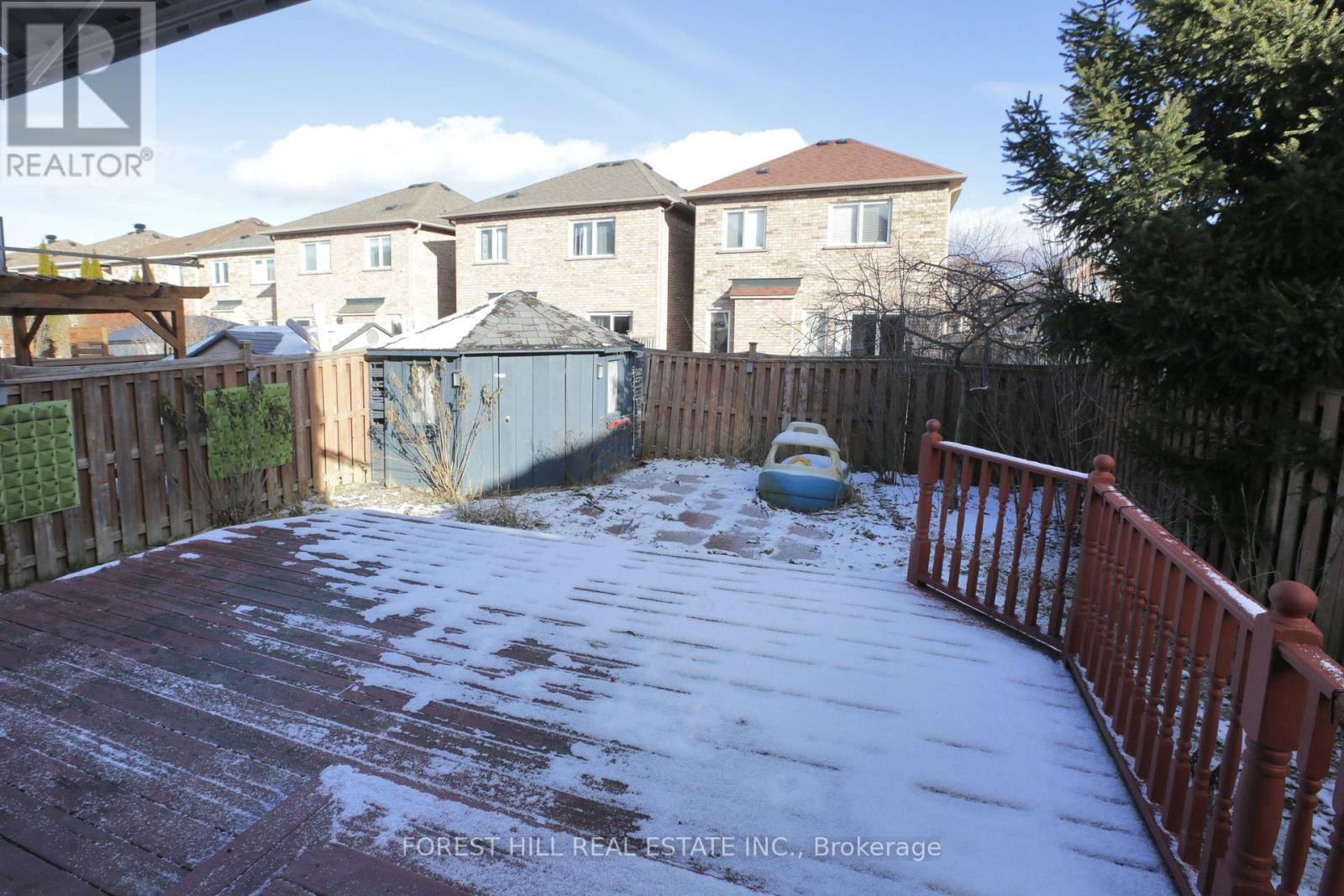 62 WALKVIEW CRESCENT Image 11