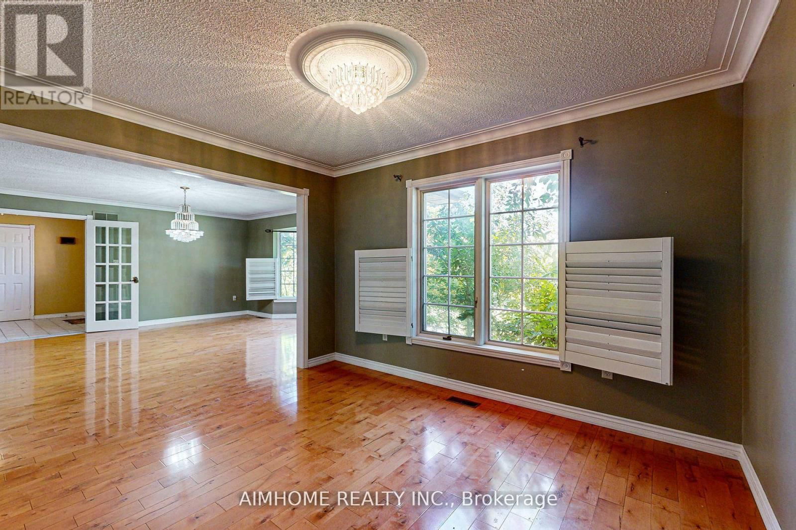 12301 KEELE STREET EAST Image 7