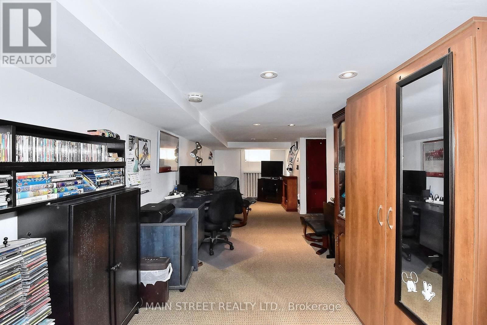 88 SPRUCE STREET Image 16