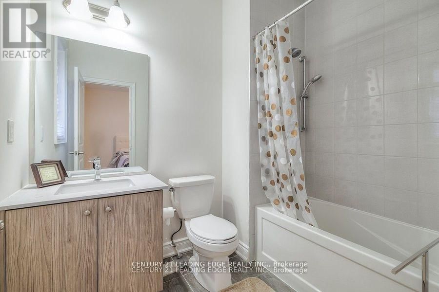 77 TERRAVISTA CRESCENT Image 17