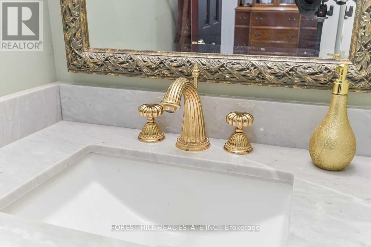 257 FINCHAM AVENUE Image 11
