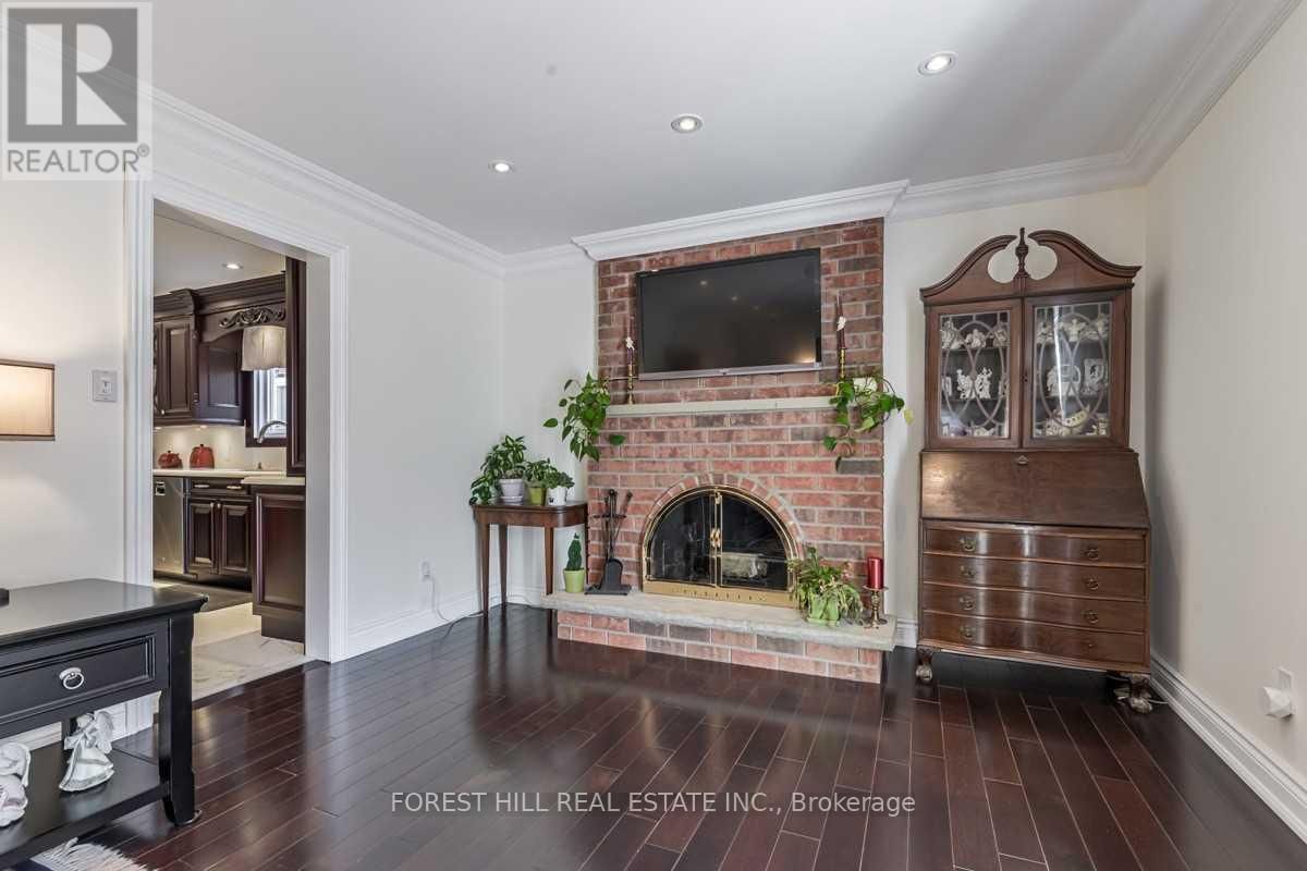 257 FINCHAM AVENUE Image 12