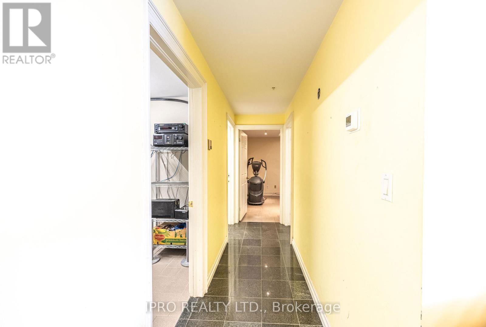 4 - 467 EDGELEY BOULEVARD Image 6