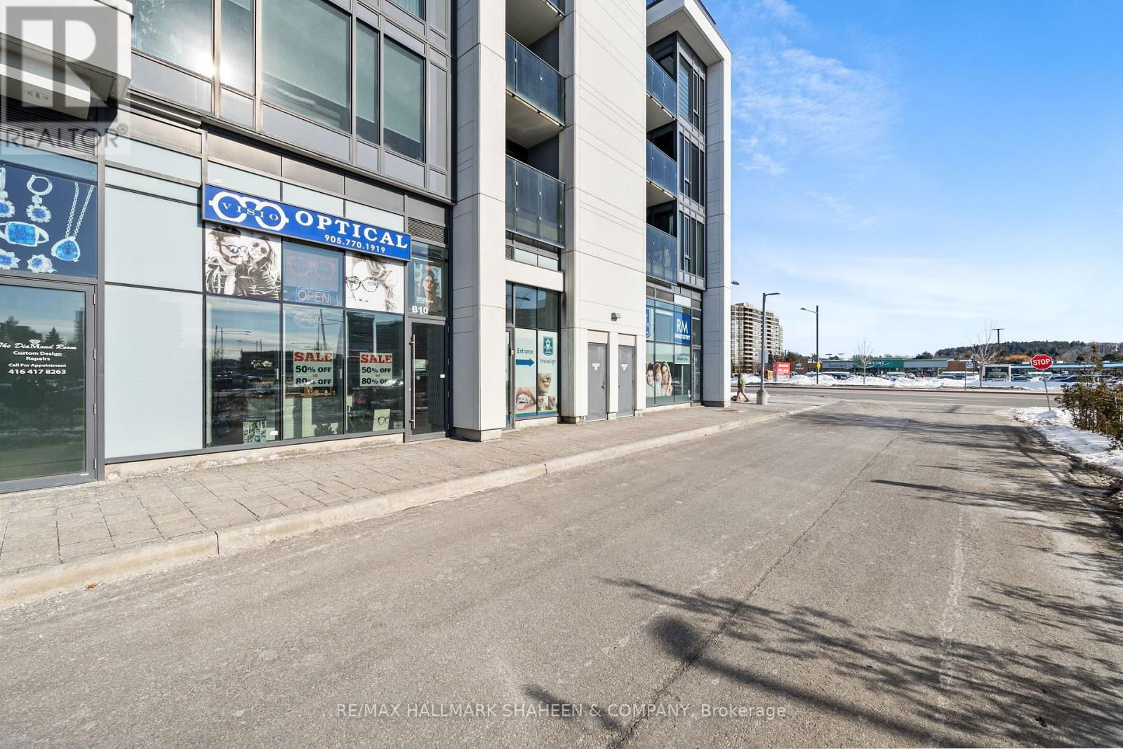 B10 - 9610 YONGE STREET Image 10