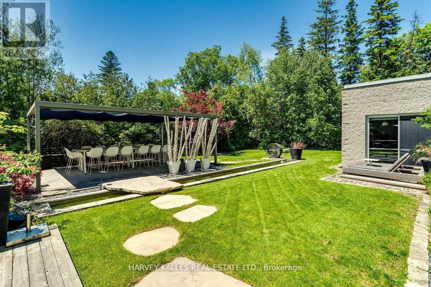 92 WESTWOOD LANE Image 32